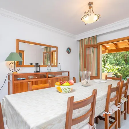 Sa Roqueta Holiday home
