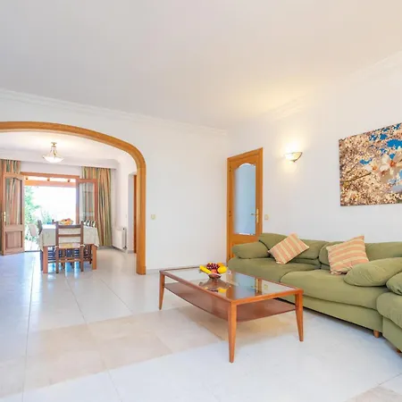 Sa Roqueta Holiday home *